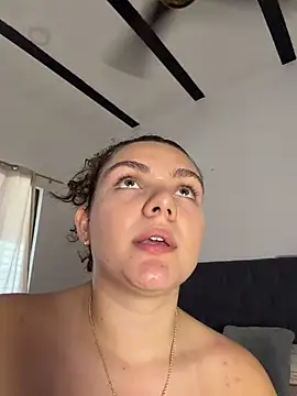 Chat XXX en directo de Eva_stark10