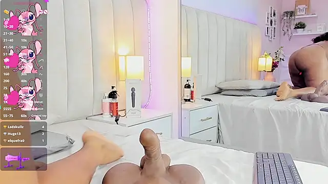 TriexiMars Adlı Modelin Canlı Sohbet Odası