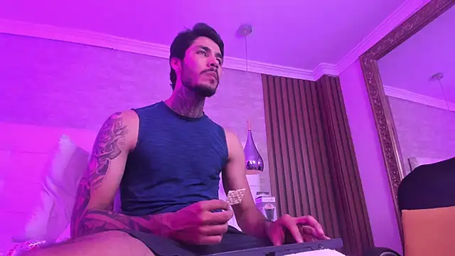 Chat XXX en directo de JacksonGreenn