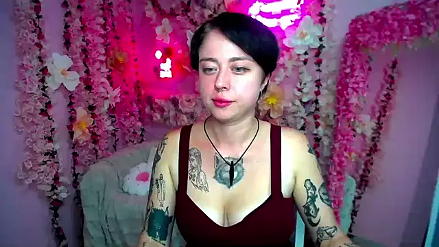 Chat +18 de Adelin_R ao vivo