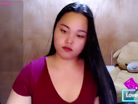 _Lylia 在線直播表演