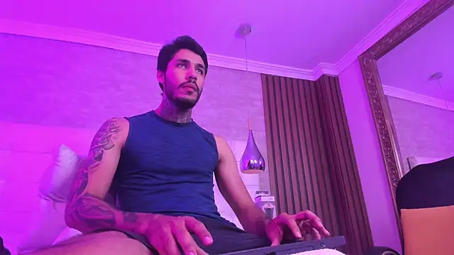 JacksonGreenn's Live XXX Chat