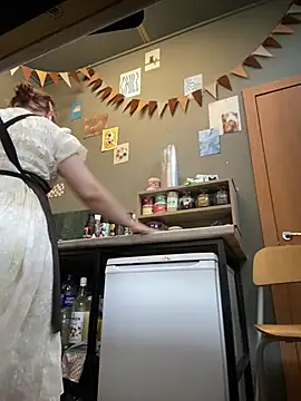 cinnabon_ Show in webcam