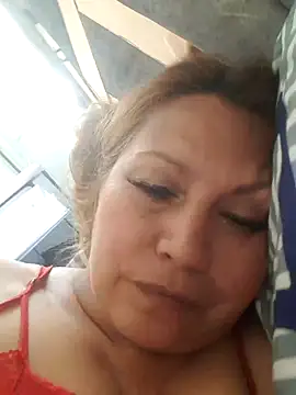 Kazsandraa Adlı Modelin Canlı XXX Sohbeti