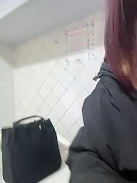 Chatroom XXX en direct de kathe_mooree