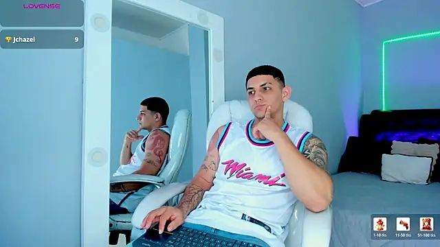 Chat +18 de Alex_cute77 ao vivo
