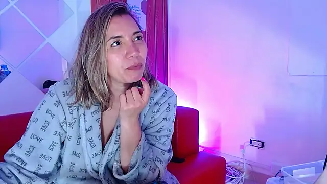 Chatroom XXX en direct de milfsecret69