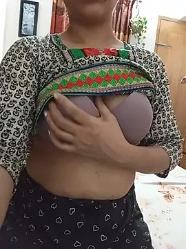 Tanha18's Live XXX Chat
