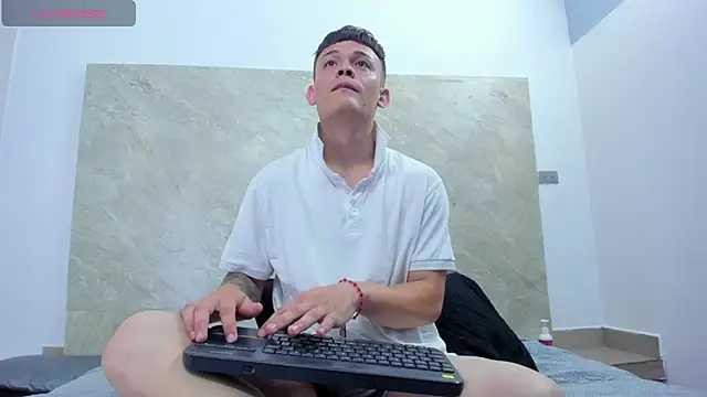 Chat +18 de Robinlion91 ao vivo