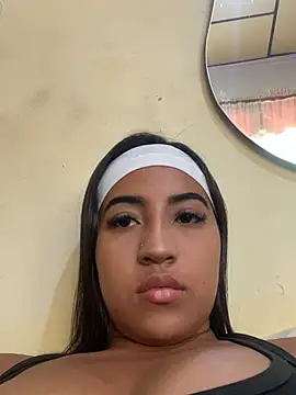 vfridaper's Live XXX Chat