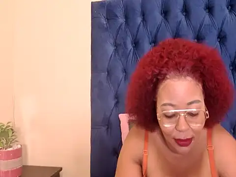 EbonySkyeXX's Live XXX Chat