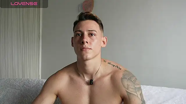 Muscle_King_Cum 即時 XXX 聊天