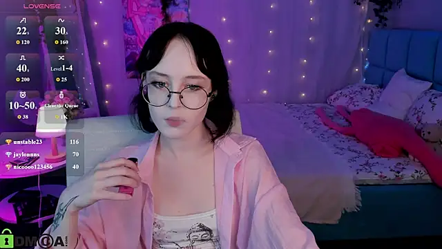 Lilac-Muse's Live XXX Chat