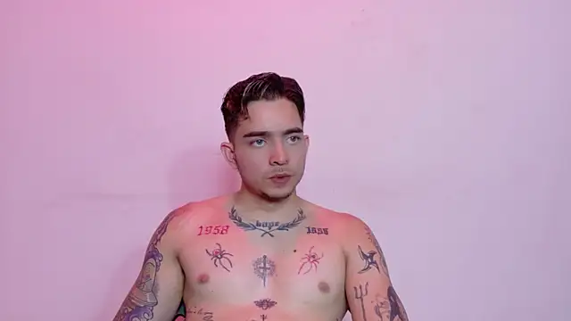 XXX chat uživo modela AliceandMax