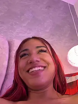 Bella-Sanders' Live XXX Chat