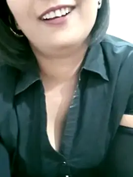 Queen_Kushi4's Live XXX Chat