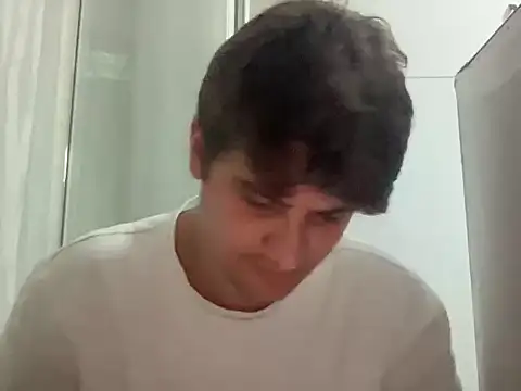 عرض كام hazel_boyy