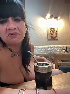 Sensualmente333's Live XXX Chat
