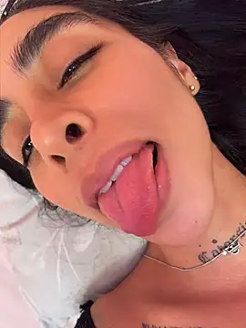 sophierooy22 Chat XXX in diretta