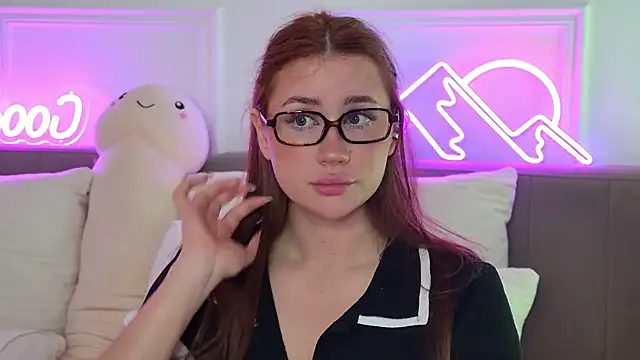 Czat XXX na żywo – MeganStrane