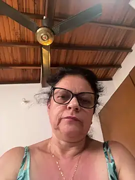 Czat XXX na żywo – Sharongirl07