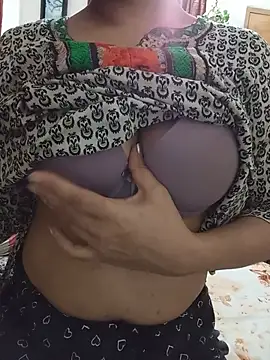 XXX chat uživo modela Tanha18