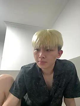 Chat XXX en directo de Dddd-6666