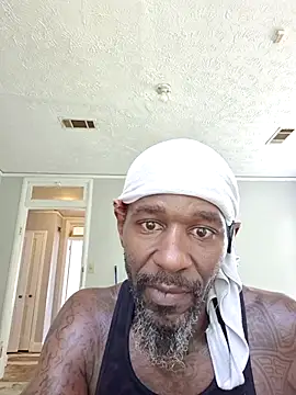 Boozle666 Live XXX Chat