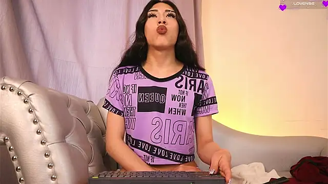 Velvet_Raze's Live XXX Chat