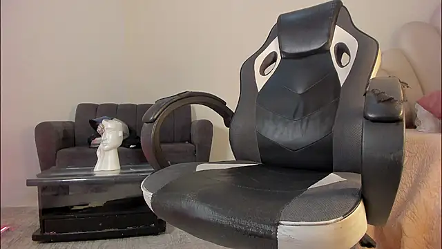 Chat +18 de MaximusClark ao vivo
