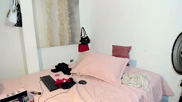 دردشة HUGE_BLACKCOCK الجنسية المباشرة