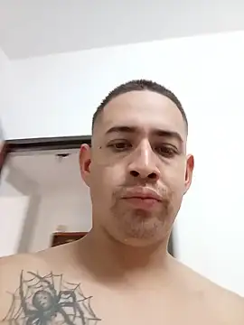ema-1203 Webcam-Show