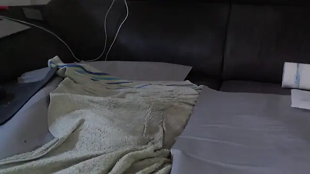 XXX chat uživo modela HelmutGGG1986