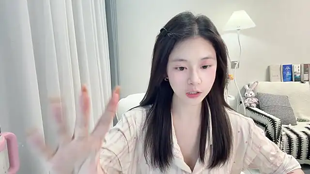 Ooo-ooO 现场XXX聊天
