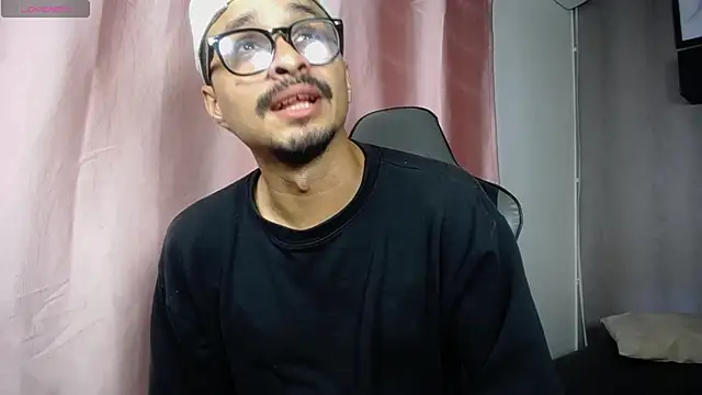 Amir_guy_ 现场XXX聊天