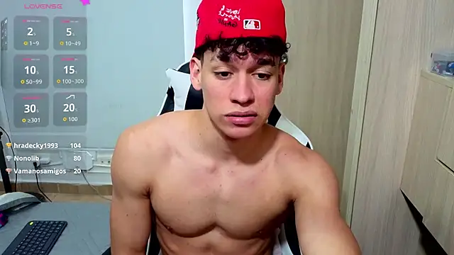 Luke_Muscle 即時 XXX 聊天