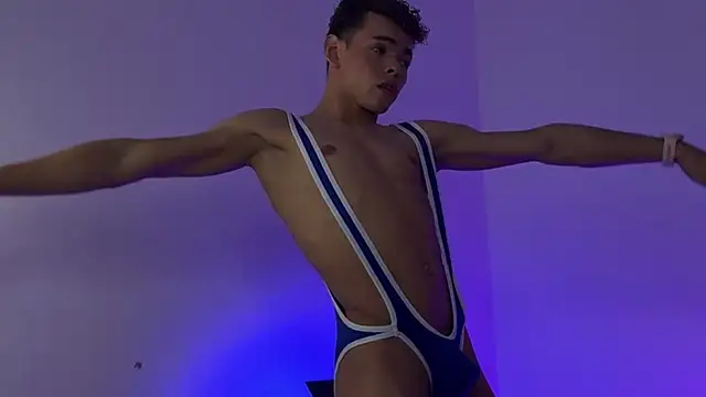Nijinsky_LatinBoy: απευθείας συνομιλία ΧΧΧ
