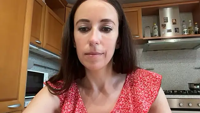 Flamingo_Queen's Live XXX Chat