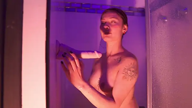 Rebecah_1のライブXXXチャット