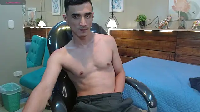 FelipeFriendly – Naživo XXX chat