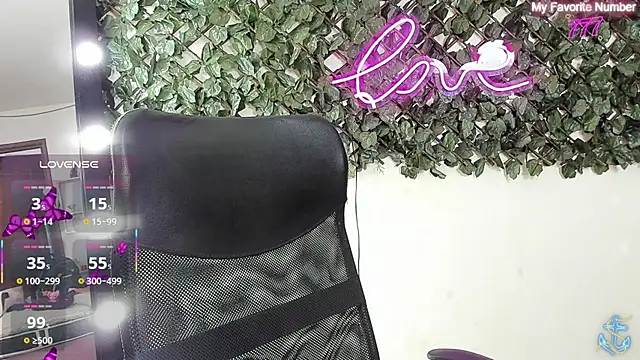 DestinyHills Live XXX Chat