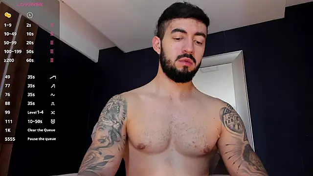 Онлайн чат XXX MarkWalker__