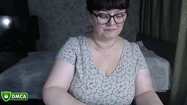 XXX chat uživo modela BrandiOhNight