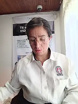 Valentina--1's Live XXX Chat