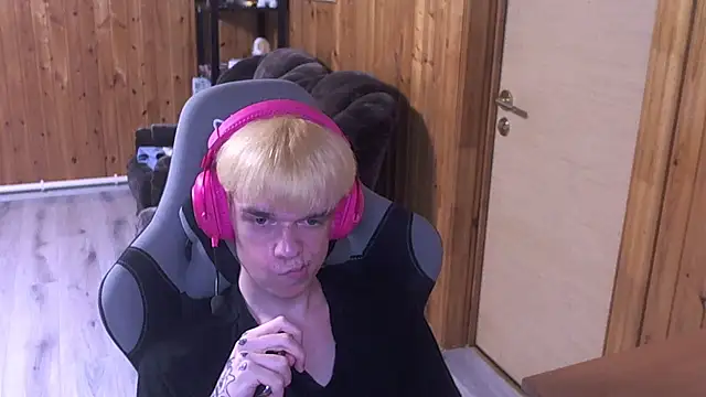 Chat XXX en directo de Harry_gray_