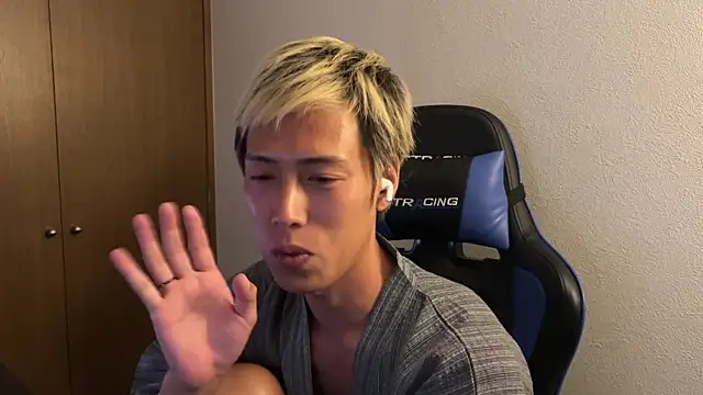 XXX chat uživo modela shu_iori