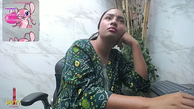 shakti_moumita live XXX chat
