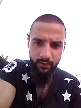 Cosmin78lov élő XXX-chatje