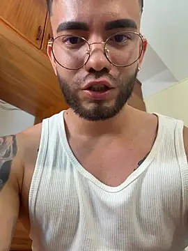 Chat XXX ao vivo de King_Draven3
