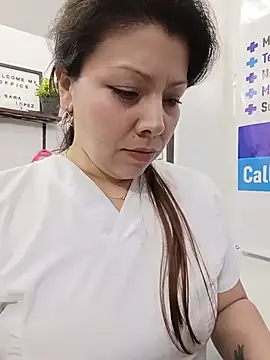 SARA_21- – Naživo XXX chat